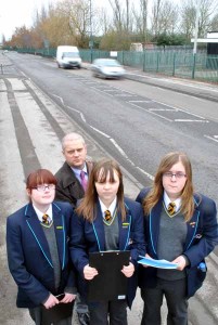 (l-r) Sophie Pegg, Cllr Lee Jeavons  Chole Jones and Abbie Roberts on Leamore Lane where in the last two years four children from local schools have injured in road traffic collisions.