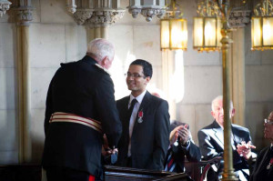 Sufyaan Patel receives his award at ceremony in Lancaster Castle