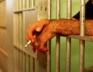 prison-cigarette